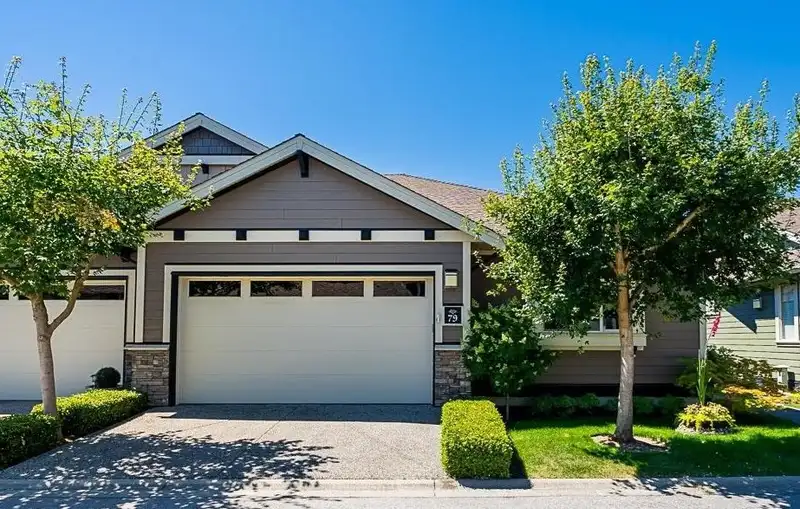 79 350 174 STREET - photo 1 of 24