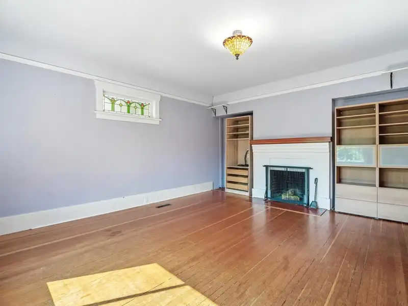 2147 E 1ST AVENUE - photo 4 of 26