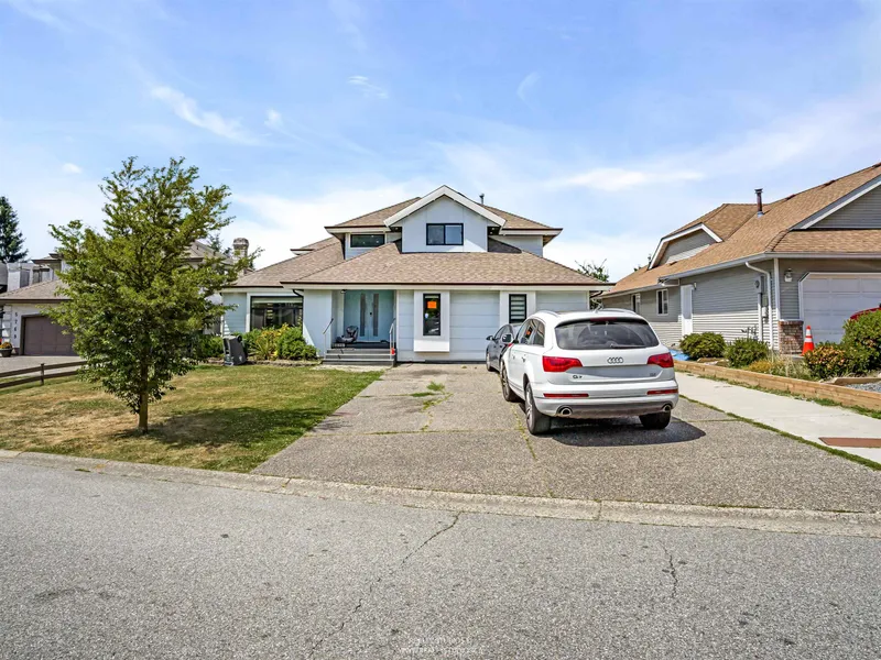 5775 184A STREET - photo 2 of 25