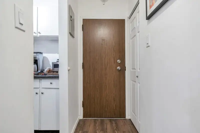 108 330 E 1ST STREET - photo 3 of 33