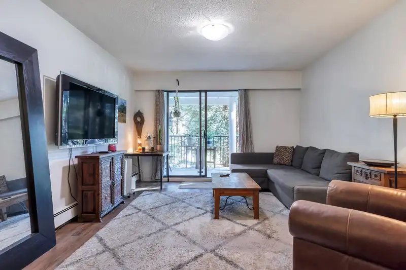 108 330 E 1ST STREET - photo 4 of 33
