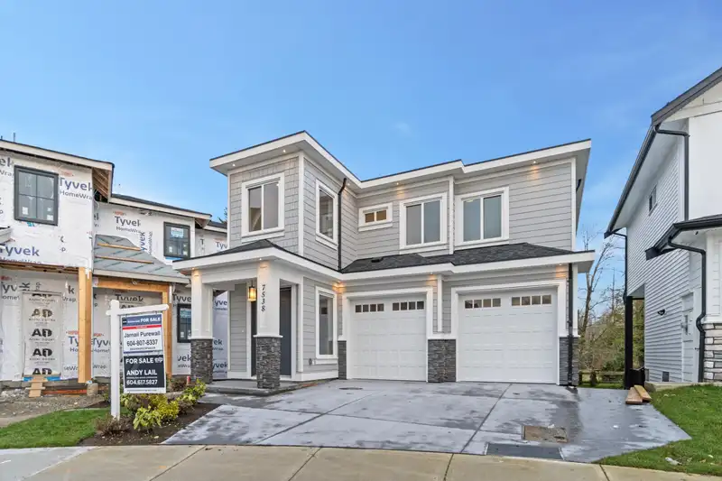 7538 205A STREET - photo 2 of 31