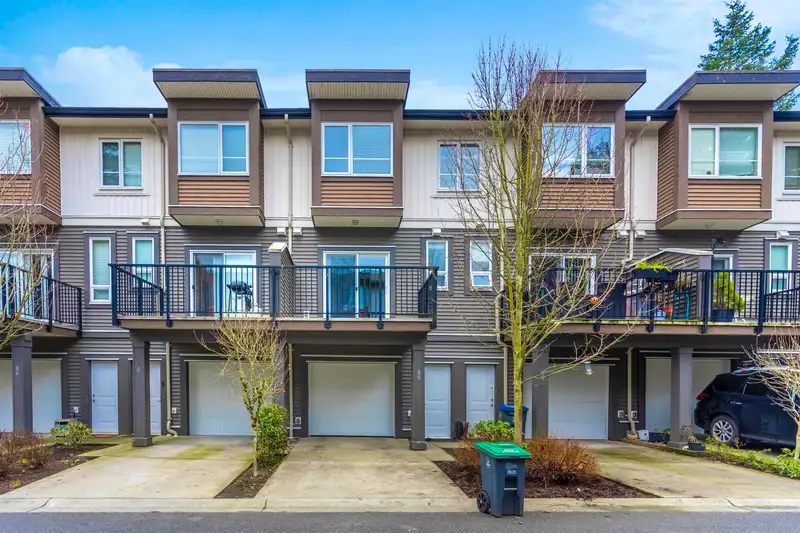 88 5888 144 STREET - photo 2 of 31