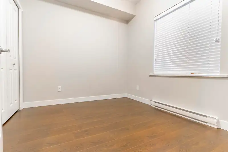 88 5888 144 STREET - photo 3 of 31