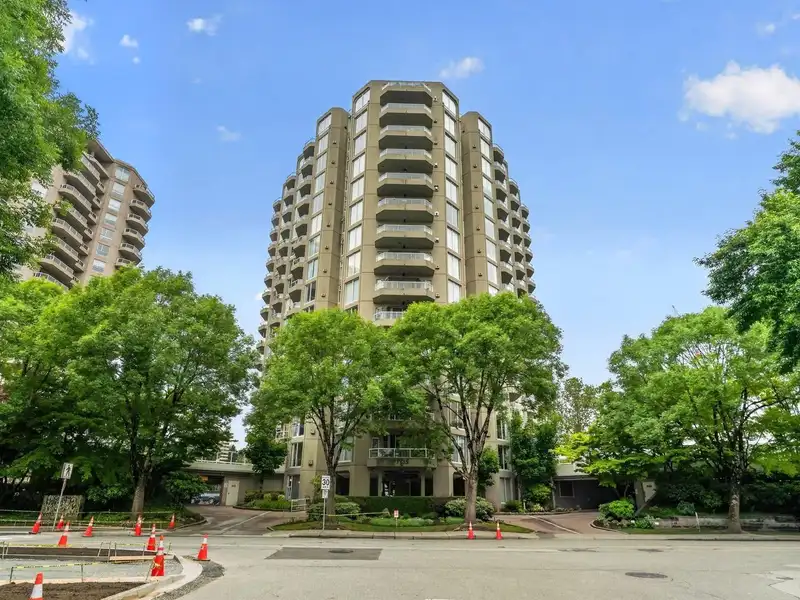 1503 1135 QUAYSIDE DRIVE - photo 1 of 21