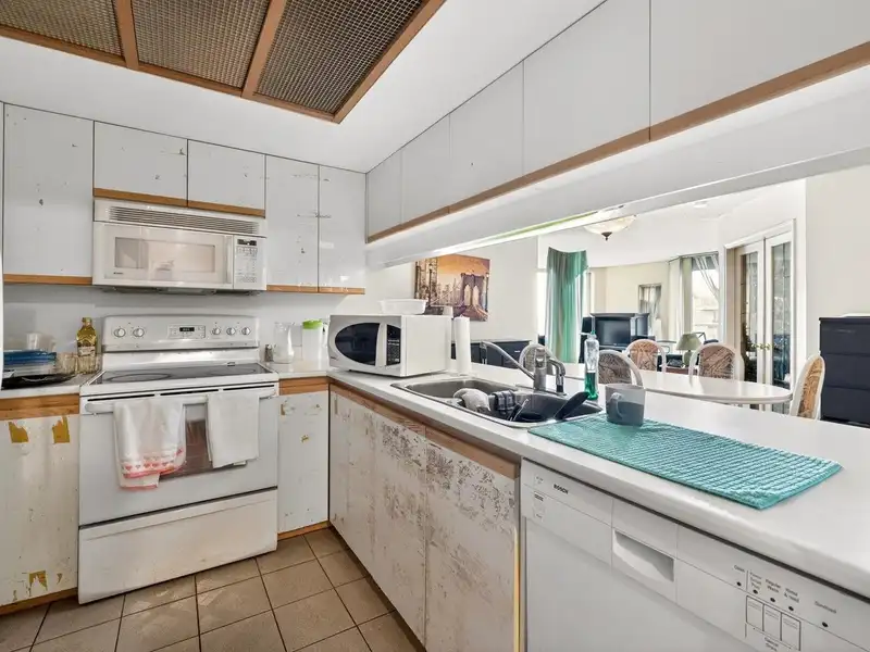 1503 1135 QUAYSIDE DRIVE - photo 3 of 21