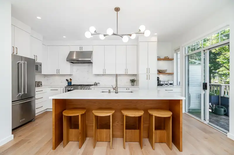 20 7501 CUMBERLAND STREET - photo 2 of 40