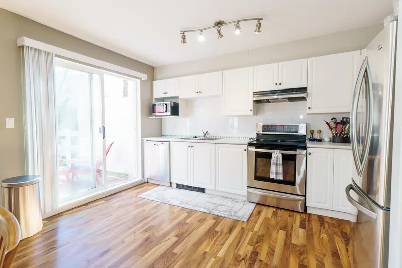 26 8890 WALNUT GROVE DRIVE - photo 4 of 25