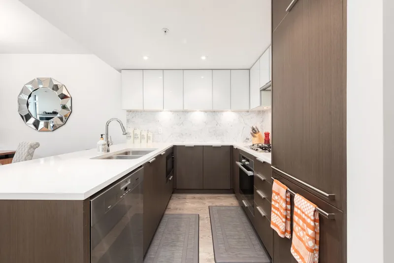 303 110 SWITCHMEN STREET - photo 4 of 25