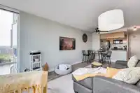 2802 1033 MARINASIDE CRESCENT - thumbnail 5
