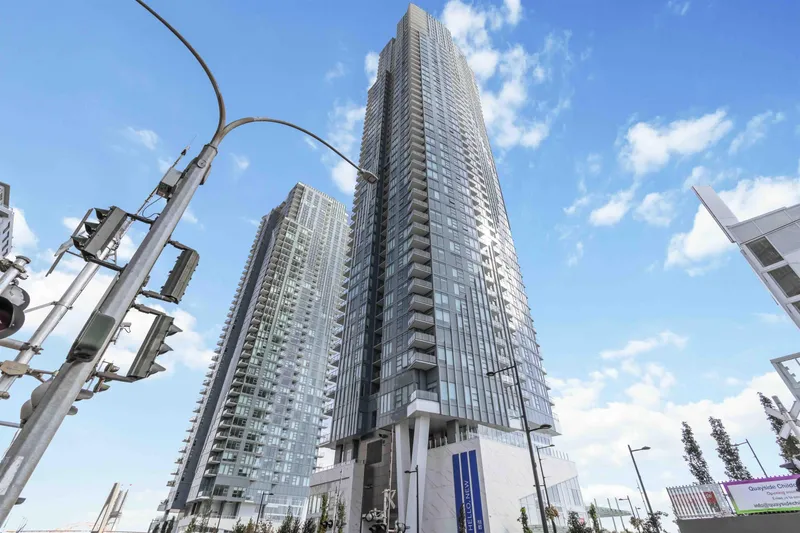 2508 680 QUAYSIDE DRIVE - photo 1 of 25