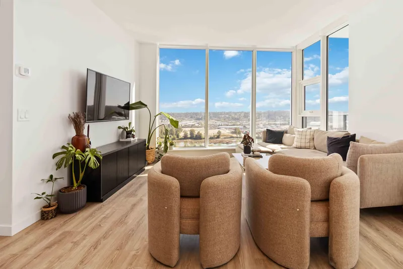 2508 680 QUAYSIDE DRIVE - photo 4 of 25