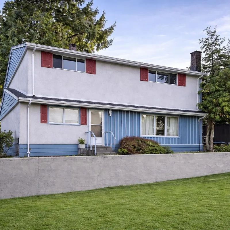 12144 94A AVENUE - photo 1 of 6