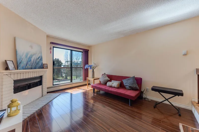 204 8511 WESTMINSTER HIGHWAY - photo 4 of 25