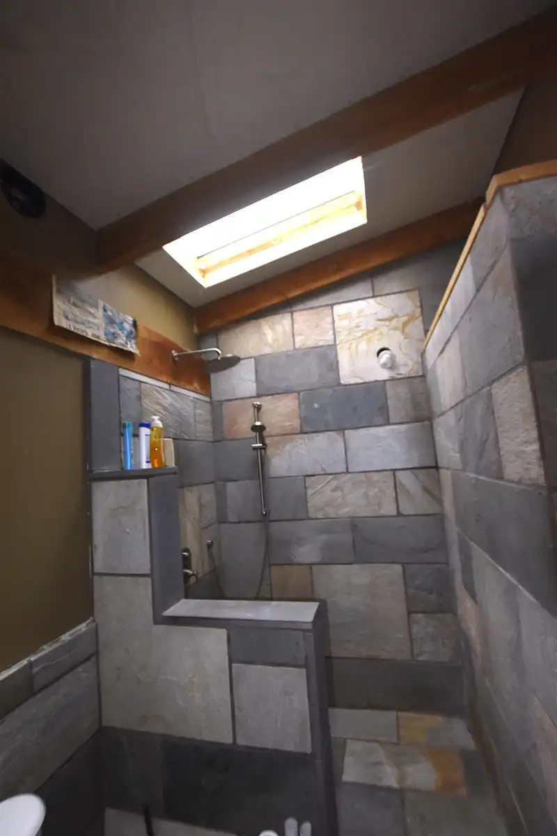 509 HOLLAND STREET - photo 2 of 2