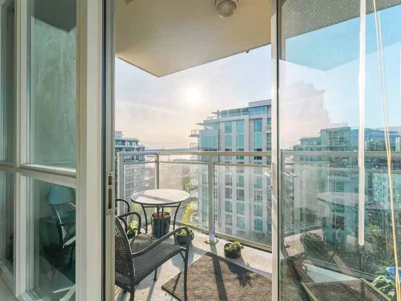 1107 188 E ESPLANADE - photo 1 of 29