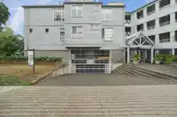 311 2020 E KENT AVENUE SOUTH - thumbnail 35