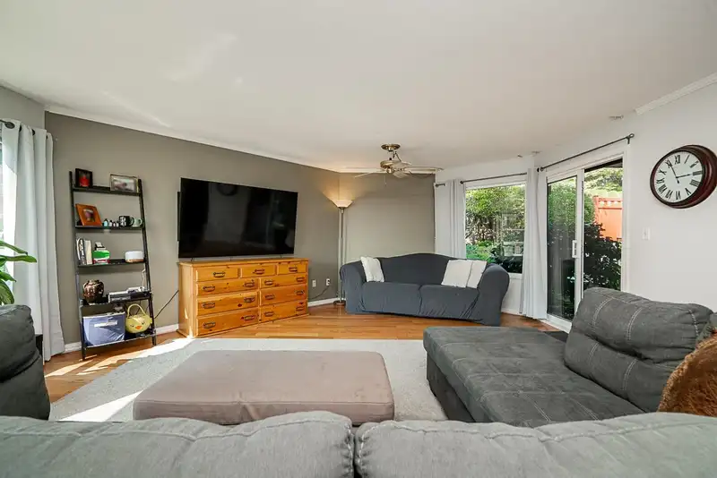 519 1350 VIDAL STREET - photo 4 of 23