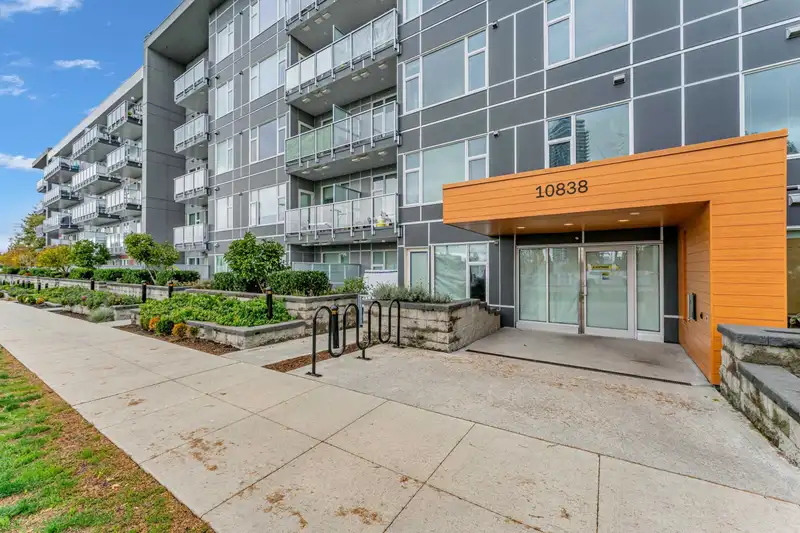 516 10838 WHALLEY BOULEVARD - photo 1 of 6