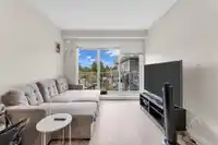 516 10838 WHALLEY BOULEVARD - thumbnail 2