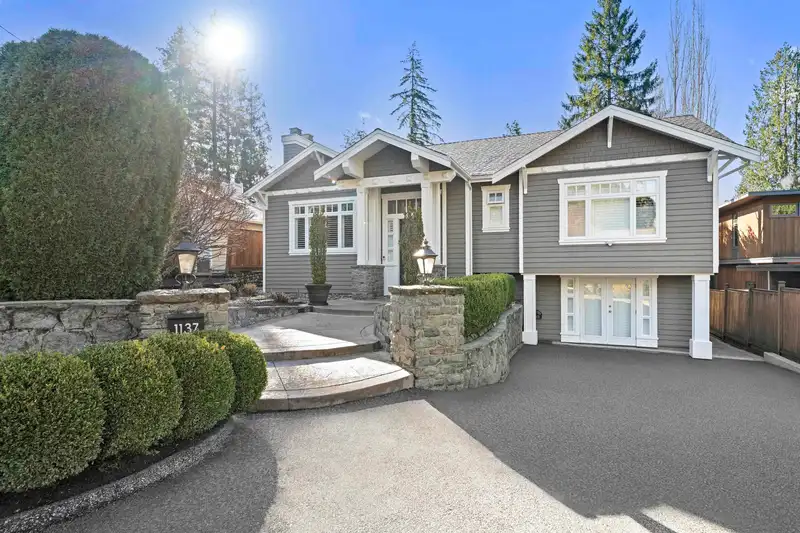 1137 LINNAE AVENUE - photo 2 of 39