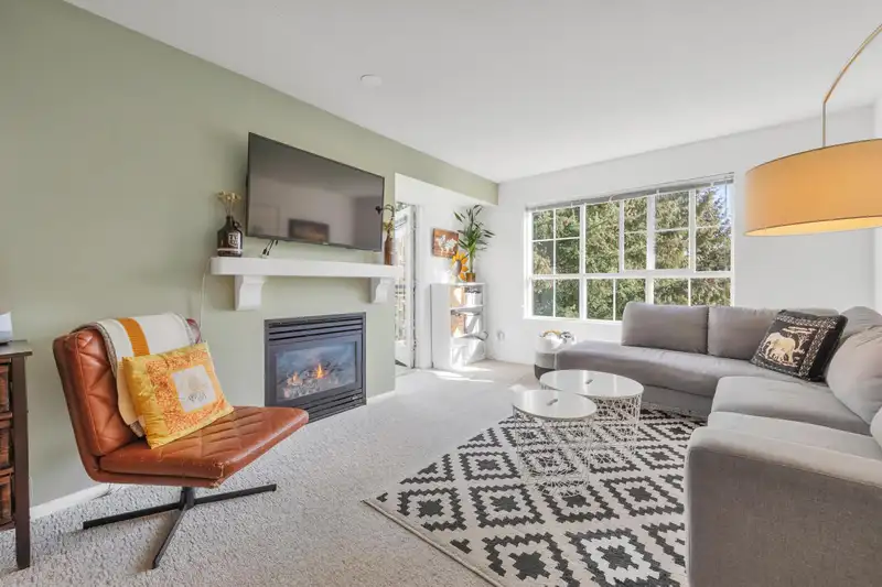 411 1150 E 29TH STREET - photo 1 of 25