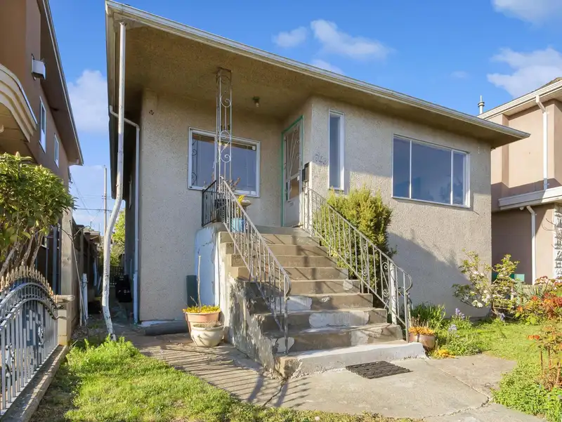 763 E 58TH AVENUE - photo 1 of 20