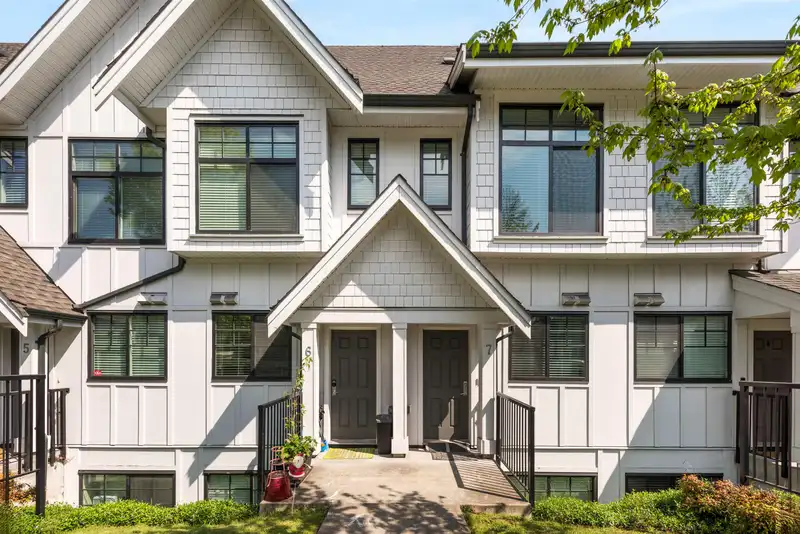 7 5152 CANADA WAY - photo 1 of 33
