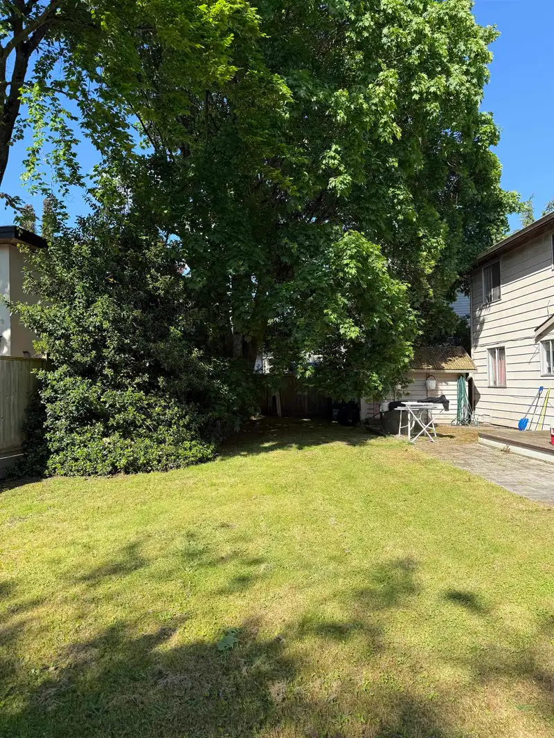 6040 TASEKO CRESCENT - photo 3 of 7