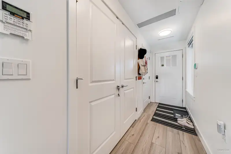 10 8600 FRANCIS ROAD - photo 3 of 27