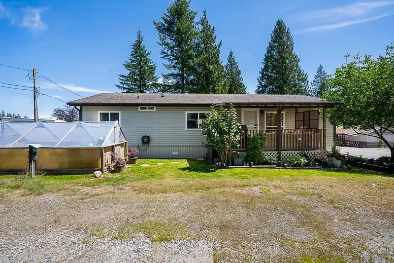 14 23141 72 AVENUE - photo 2 of 39