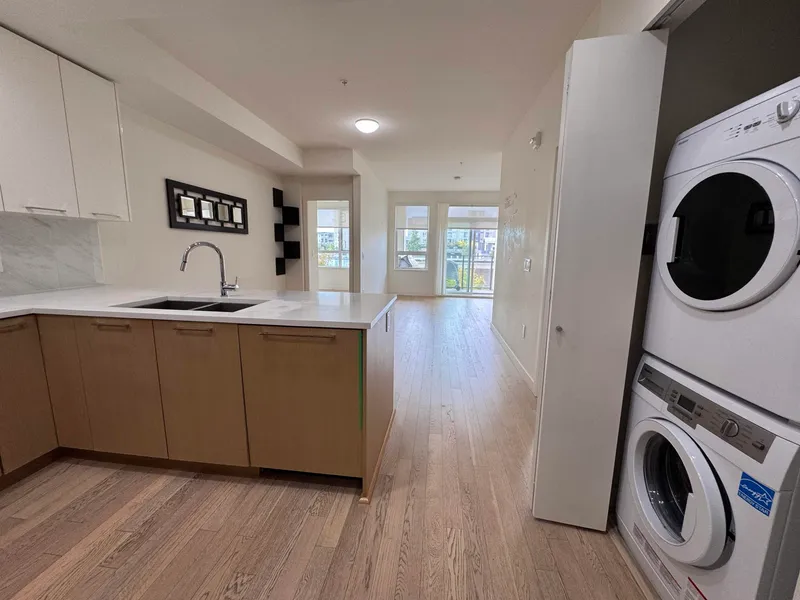 221 4033 MAY DRIVE - photo 4 of 17