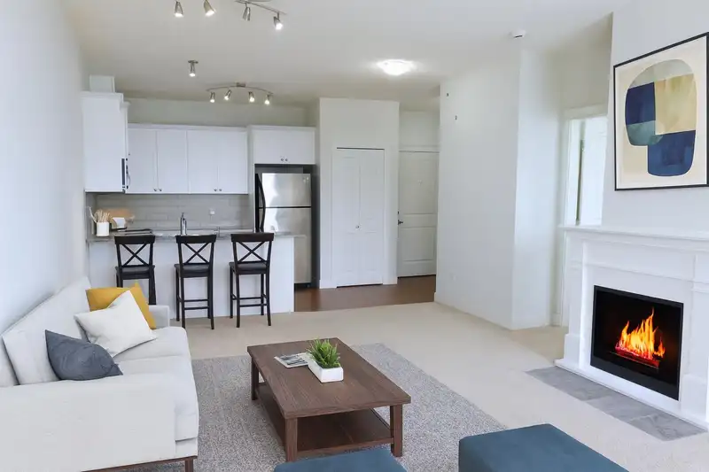409 17712 57A AVENUE - photo 2 of 32