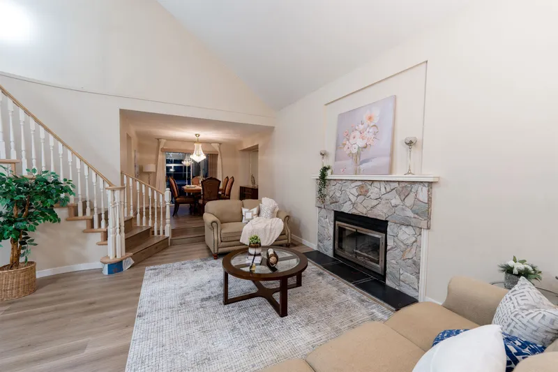 2986 DELAHAYE DRIVE - photo 3 of 25