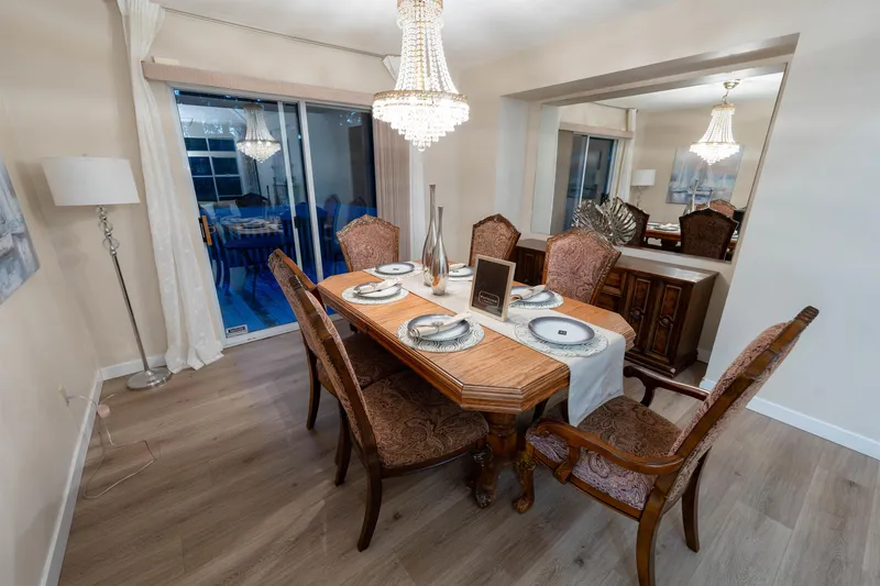 2986 DELAHAYE DRIVE - photo 4 of 25