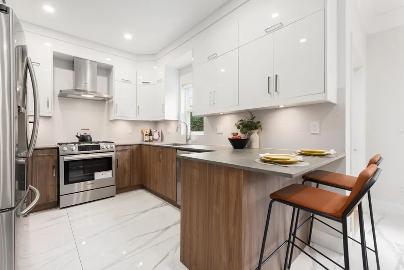 4 9219 WILLIAMS ROAD - photo 2 of 25