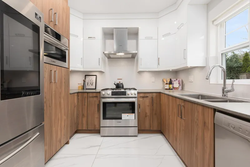 4 9219 WILLIAMS ROAD - photo 3 of 25