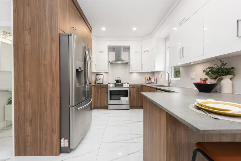 4 9219 WILLIAMS ROAD - photo 4 of 25