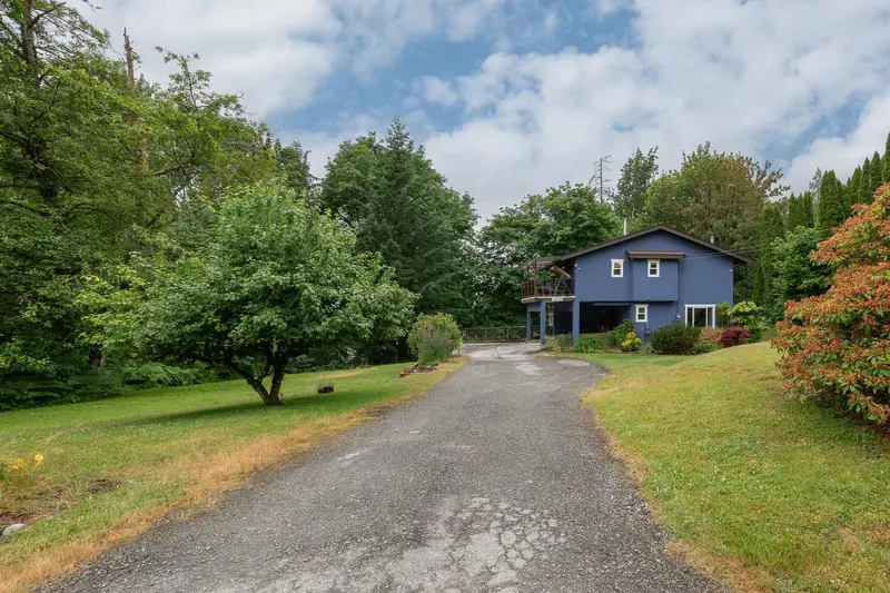 13055 238 STREET - photo 2 of 25