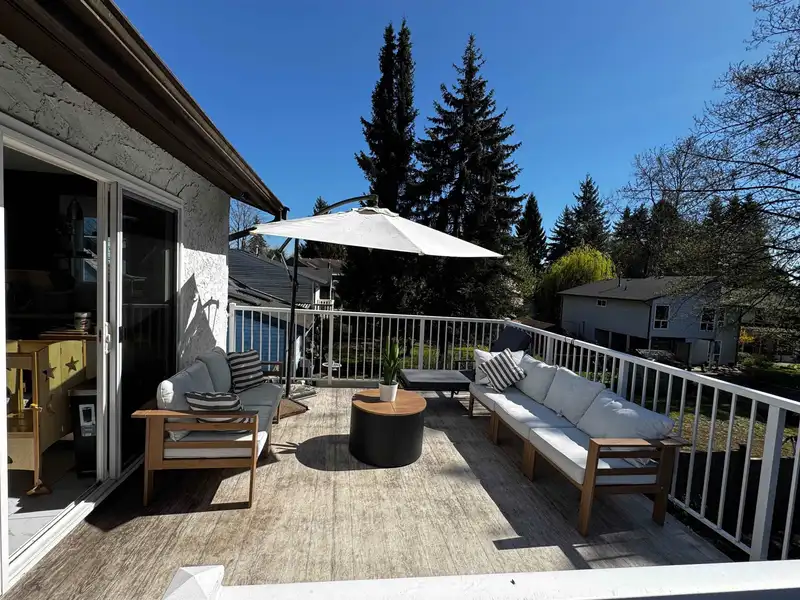 2978 FLEMING AVENUE - photo 2 of 26