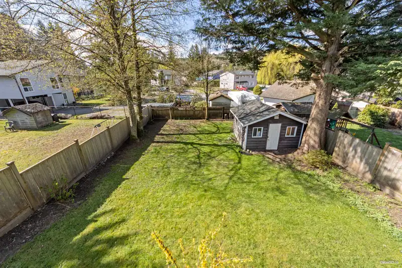 2978 FLEMING AVENUE - photo 3 of 26