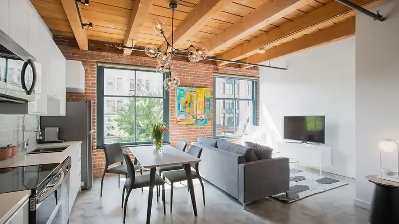 319 55 E CORDOVA STREET - photo 1 of 30