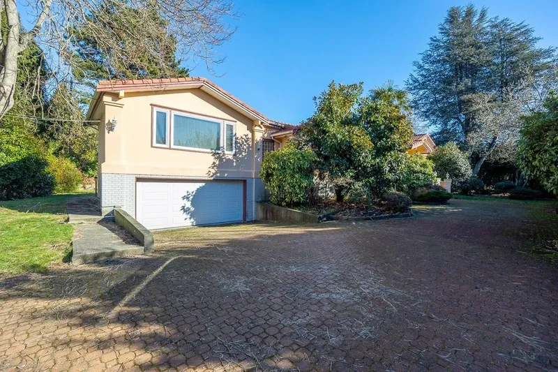 2088 ALLISON ROAD - photo 3 of 25