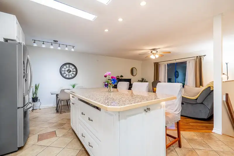 26680 33 AVENUE - photo 4 of 33