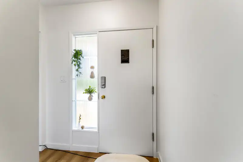 9175 HOLMES STREET - photo 1 of 31