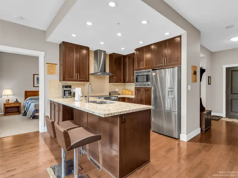 705 2950 PANORAMA DRIVE - photo 2 of 39