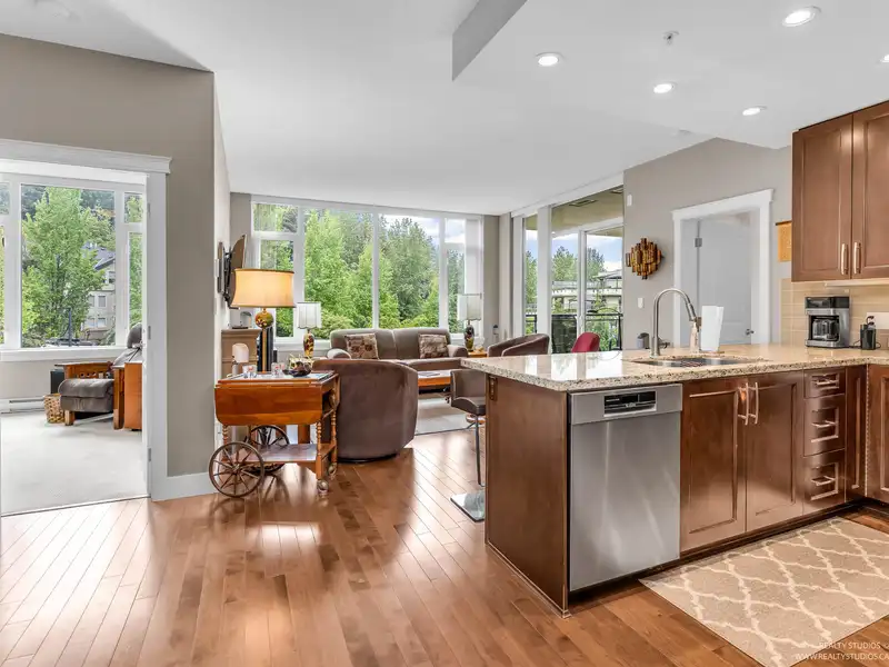 705 2950 PANORAMA DRIVE - photo 4 of 39