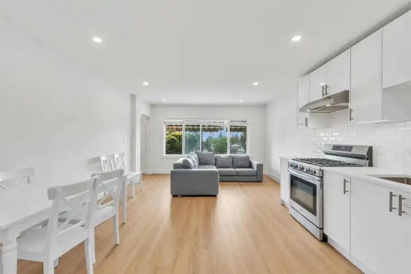 425 E 57TH AVENUE - photo 1 of 14