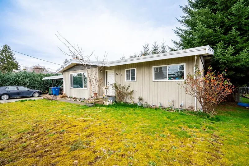 2130 SANDALWOOD CRESCENT - photo 2 of 25