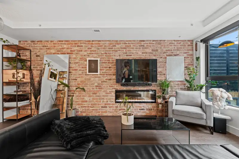2726 SPRING STREET - photo 2 of 34